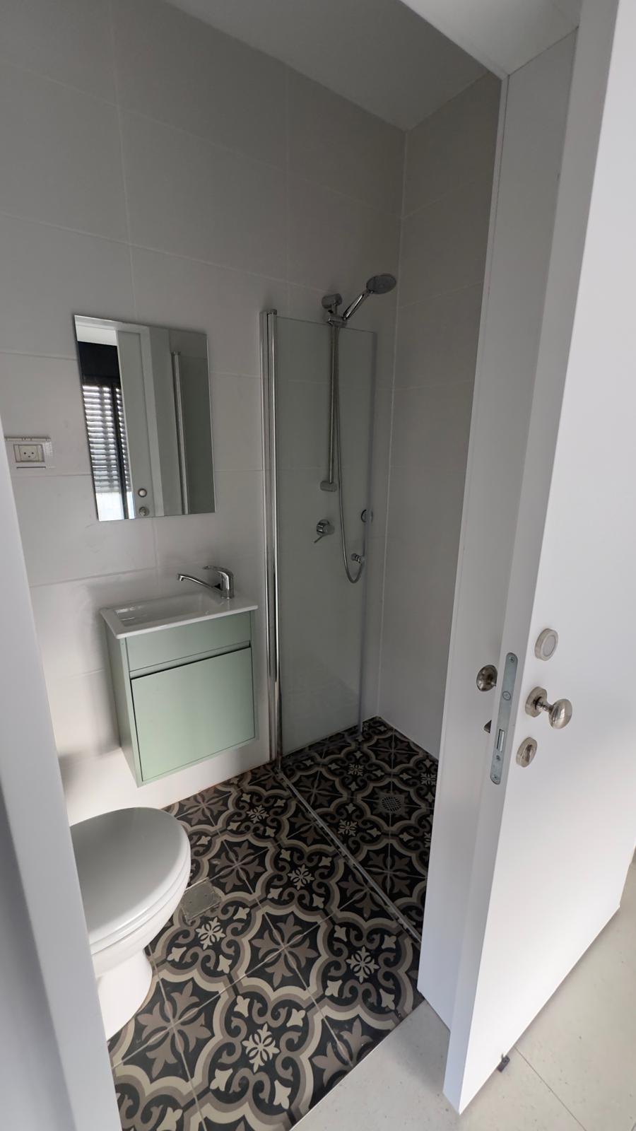 5 room apartment for rent on Shapira 5, Haifa